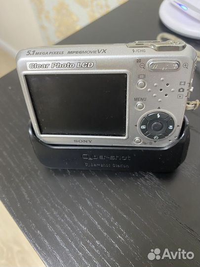 Цифровой фотоаппарат sony