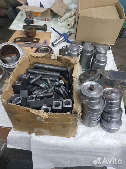 Токарные фрезерные сварочные роботы