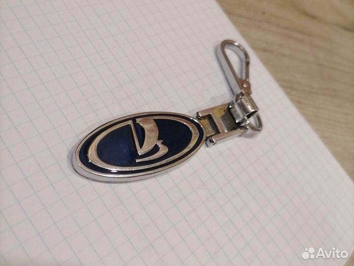 Брелок для ключей LADA