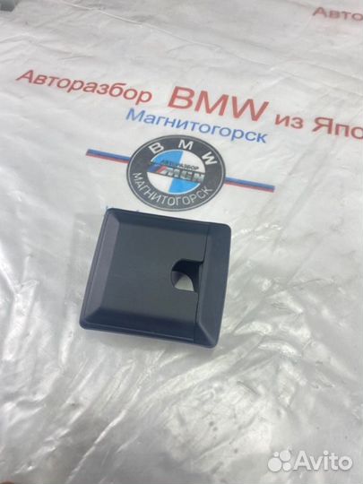 Заглушка потолка передняя правая Bmw X5 E53 M62B44