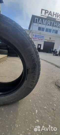 Continental IceContact 2 215/65 R16