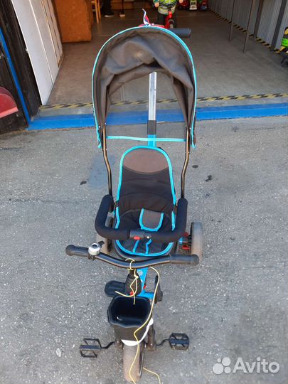 Трехколесный велосипед