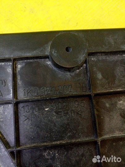 Диффузор вентиляторов охлаждения передний