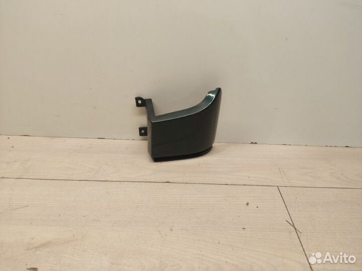 Накладка кузова правая Mercedes Vito W639 ом646