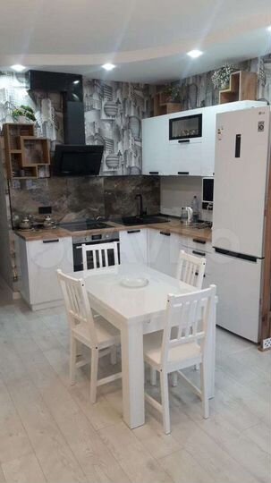 2-к. квартира, 52 м², 10/21 эт.