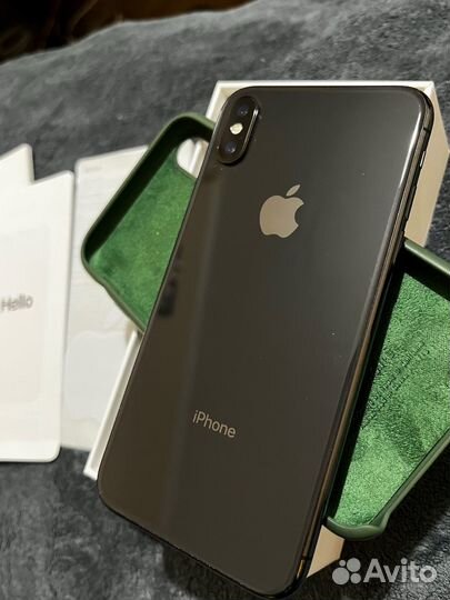 iPhone X, 64 ГБ