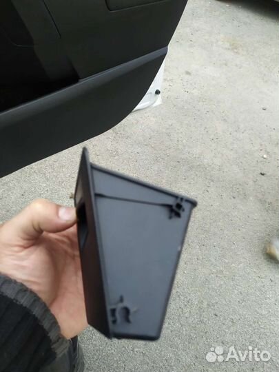 Бардачок предохранителей