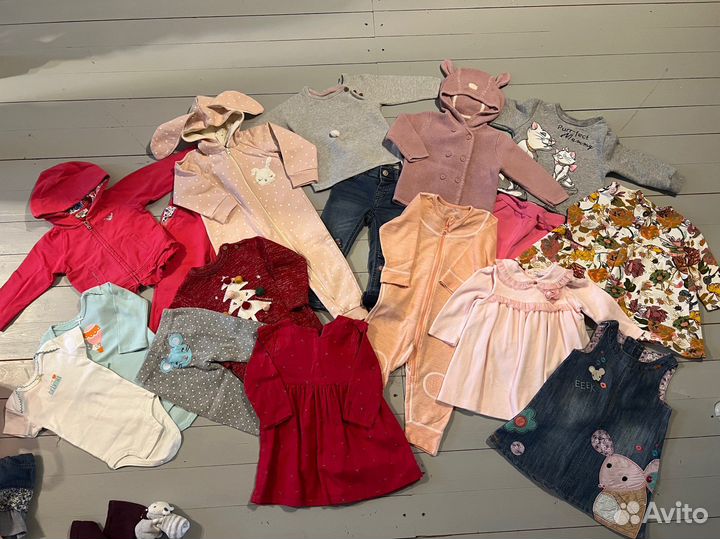 Одежда для девочки 9-12 месяцев