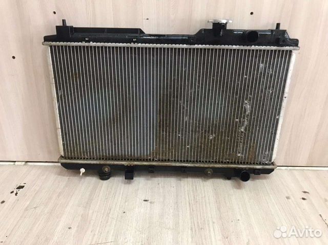 Радиатор охлаждения Honda cr-v 1