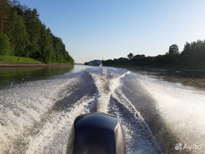 Аренда катера, прогулки на катере