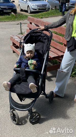 Прогулочная коляска