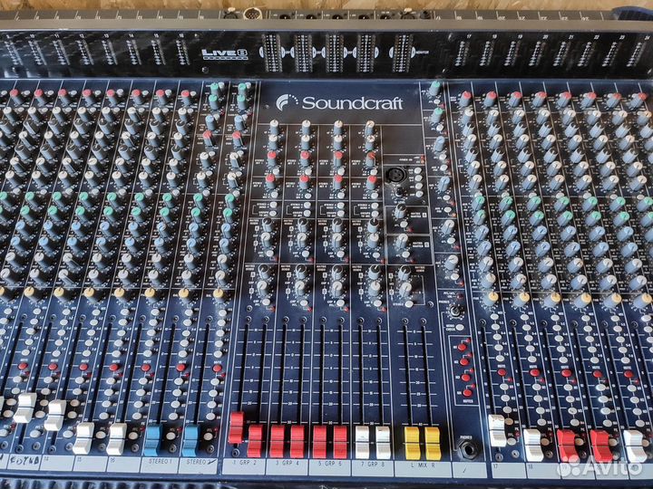 Аналоговый Микшерный пульт Soundcraft live 8/24