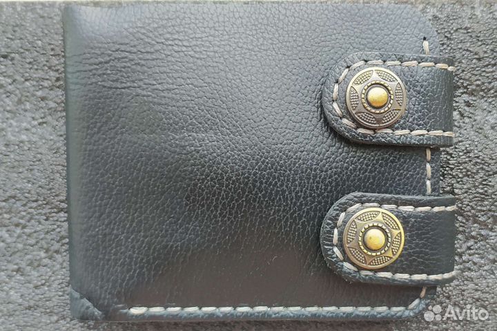 Мужское кожаное портмоне