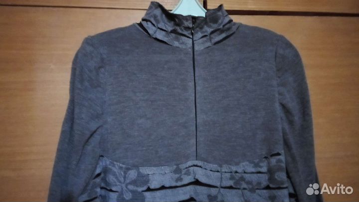 Платье трикотажное полудлинное 52-54 размер