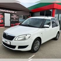 Skoda Roomster 1.6 AT, 2014, 241 000 км, с пробегом, цена 990 000 руб.