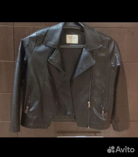 Кожаная куртка для девочки