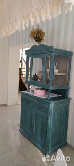 Старинный буфет - горка