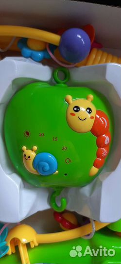 Мобиль в кроватку с проектором и 70 мелодиями