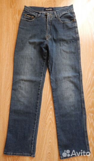 Джинсы мужские