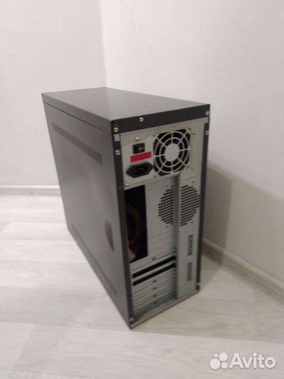 Корпус с блоком питания