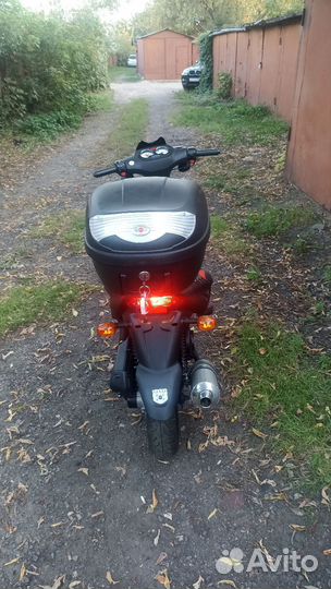 Скутер omax JJ 50Q