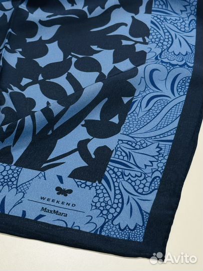 Платок Max Mara в упаковке