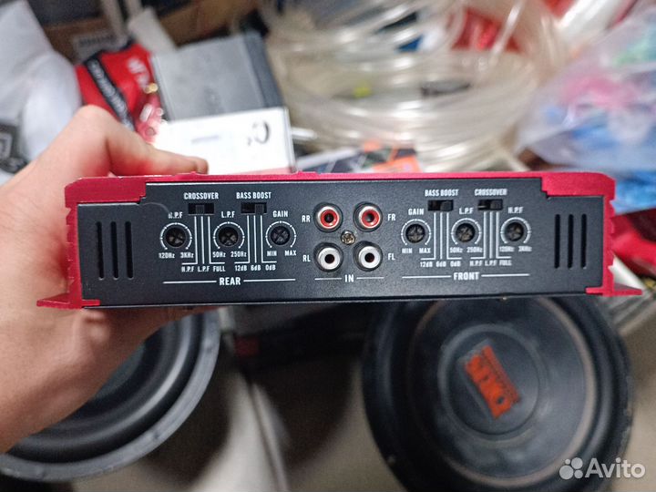 Усилитель 4 канала 1000w Aura 4.95