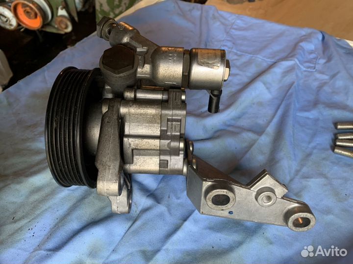 Адаптивный гидроусилитель руля 7735242102 (3241676