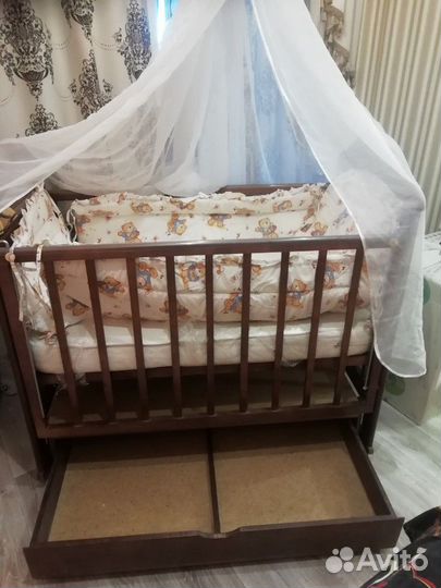 Кроватка детская