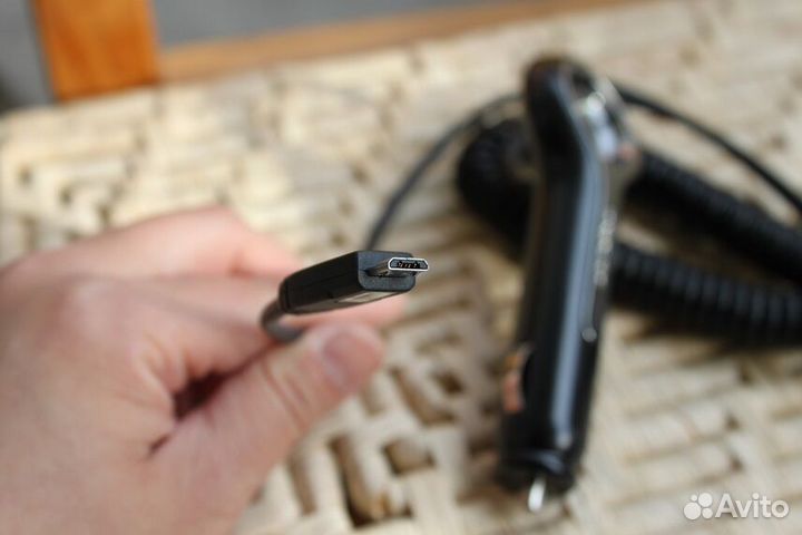 Зарядное устройство Motorola SPN5400A (Micro Usb)