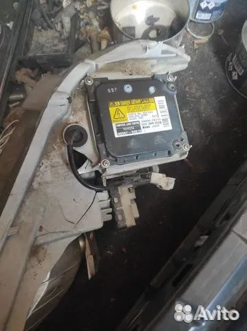 Блок розжига ксенона Camry V40