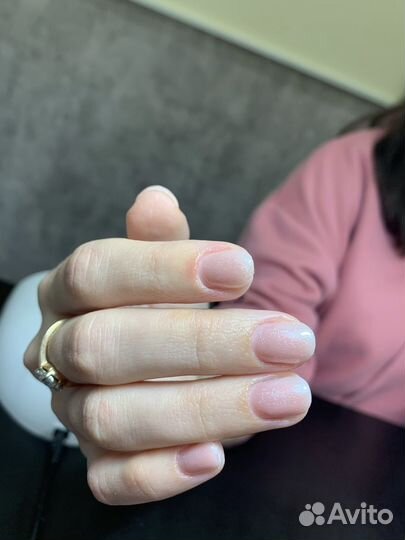 Модель на маникюр