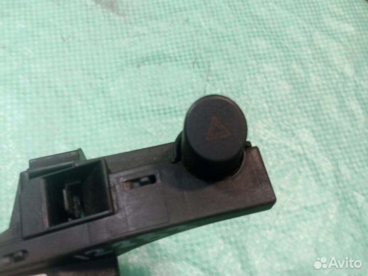 Переключатель поворотов Ford Mondeo 2 лифтбек 1.8I