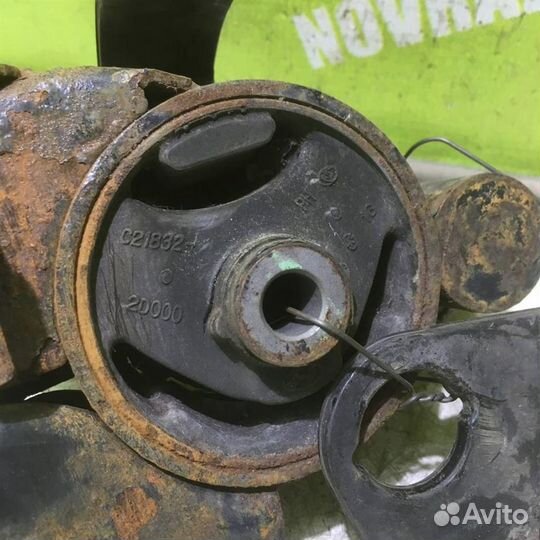 Опора кпп левая Хендай Элантра 3