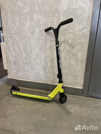 Трюковой самокат