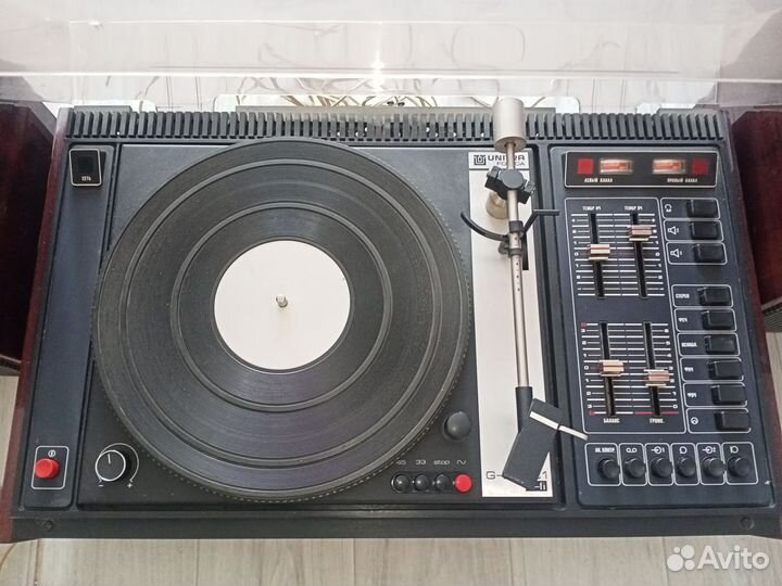 Арктур 003. Проигрыватель винила