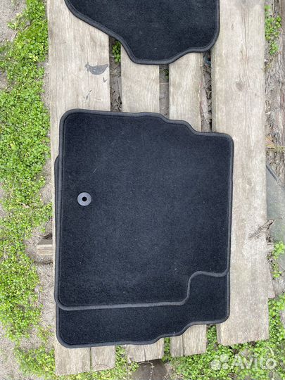 Автомобильные коврики