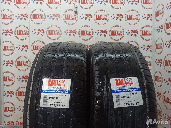 Pirelli P Zero 235/45 R17