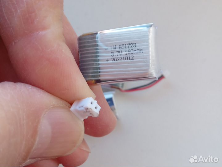 Новые аккумуляторы квадрокоптера 500мАч, зарядное