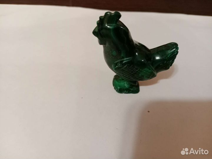 Петушок из натурального малахита