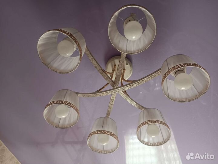 Люстра потолочная подвесная