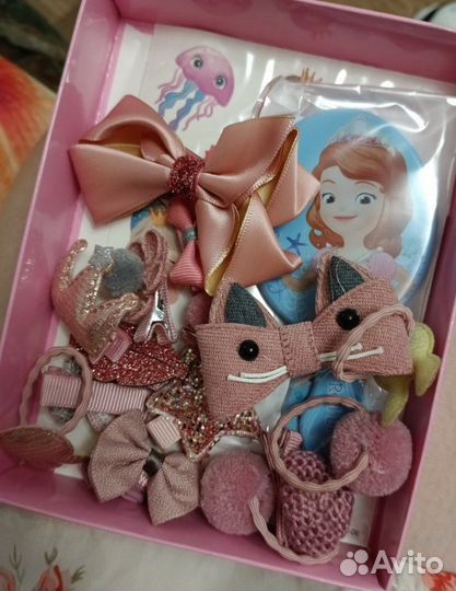 Набор заколок для волос