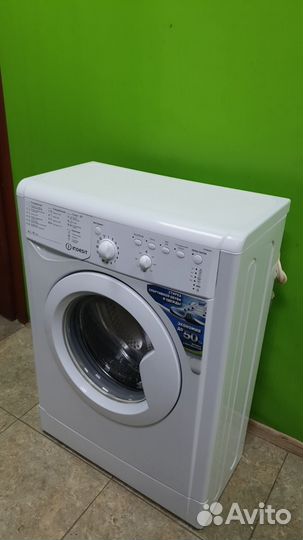 Самая узкая Стиральная машина indesit iwub85