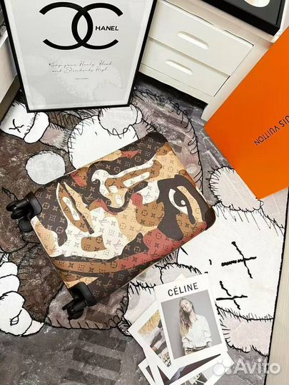 Чемодан louis vuitton