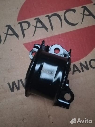 Опора двигателя Honda CRV Civic awsho1031
