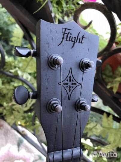 Укулеле flight NUS310 blackbird сопрано