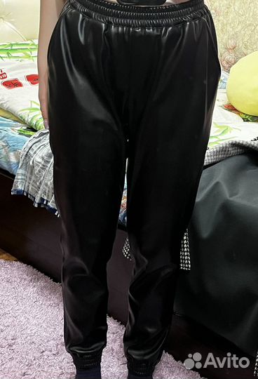 Костюм кожаный женский