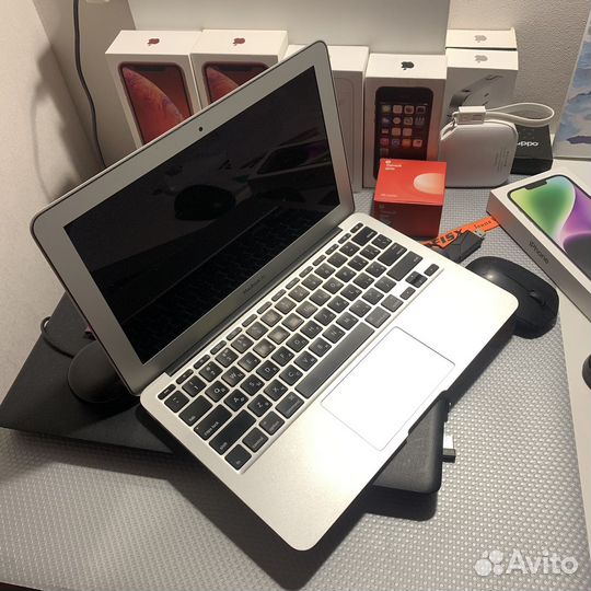 Apple macbook air 11 2010