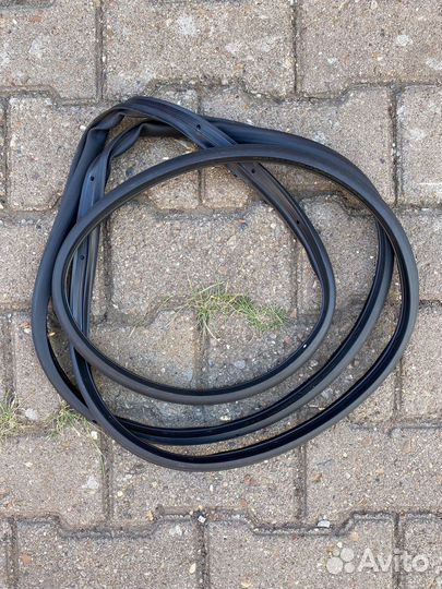 Уплотнитель двери задн прав внутр Opel Astra J