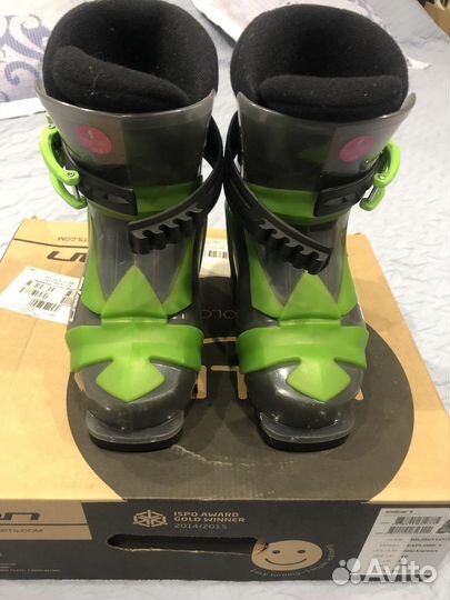 Горнолыжные ботинки детские